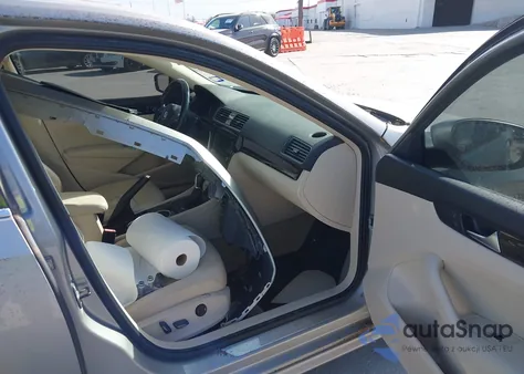 2014 Volkswagen Passat 2.0L Tdi Sel Premium z USA, uszkodzony, nr VIN 1VWCN7A33EC078369